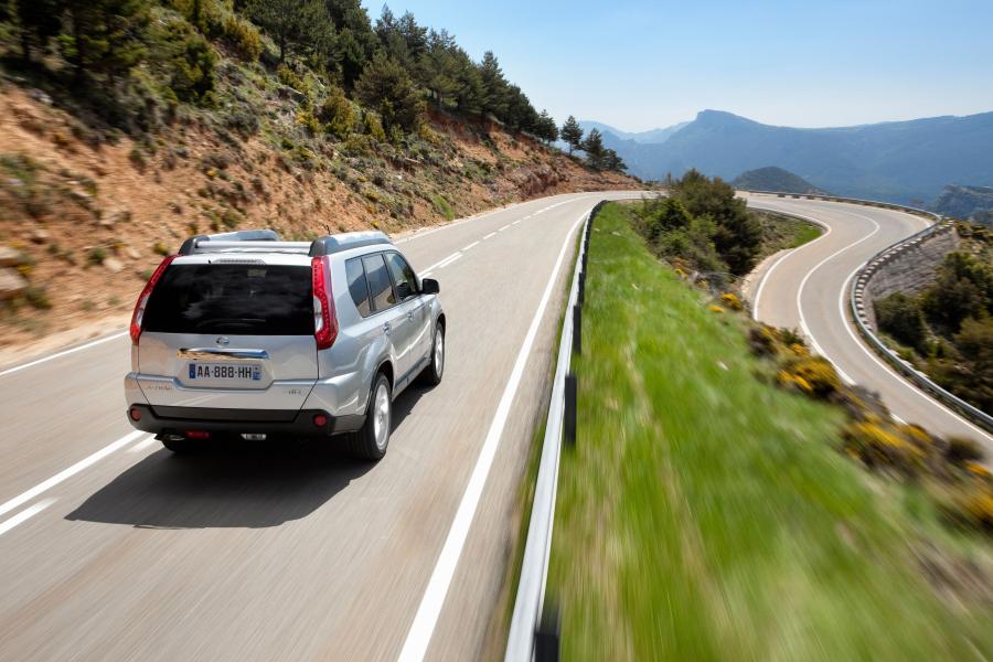  Nissan X-Trail 2011 года  (фото 24 из 37)